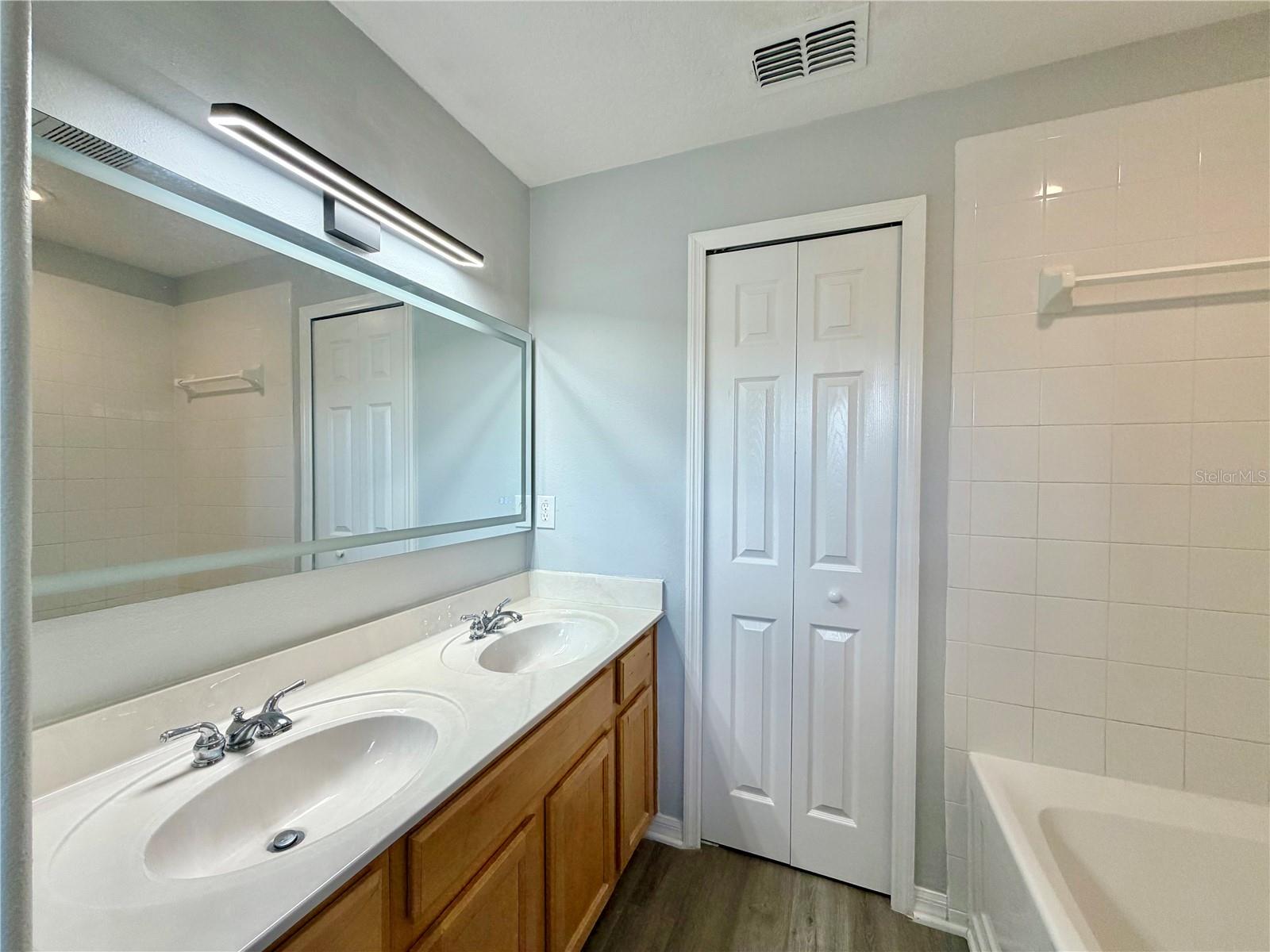 Image 28 of 34 For 2026 Cypress Bay Boulevard