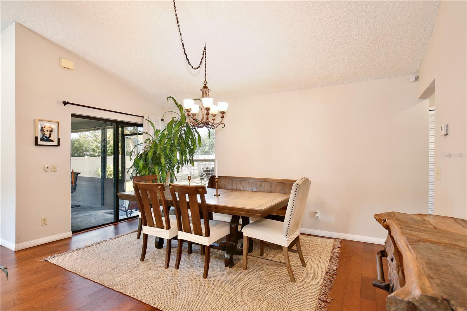 Image 10 of 55 For 300 Springview Drive