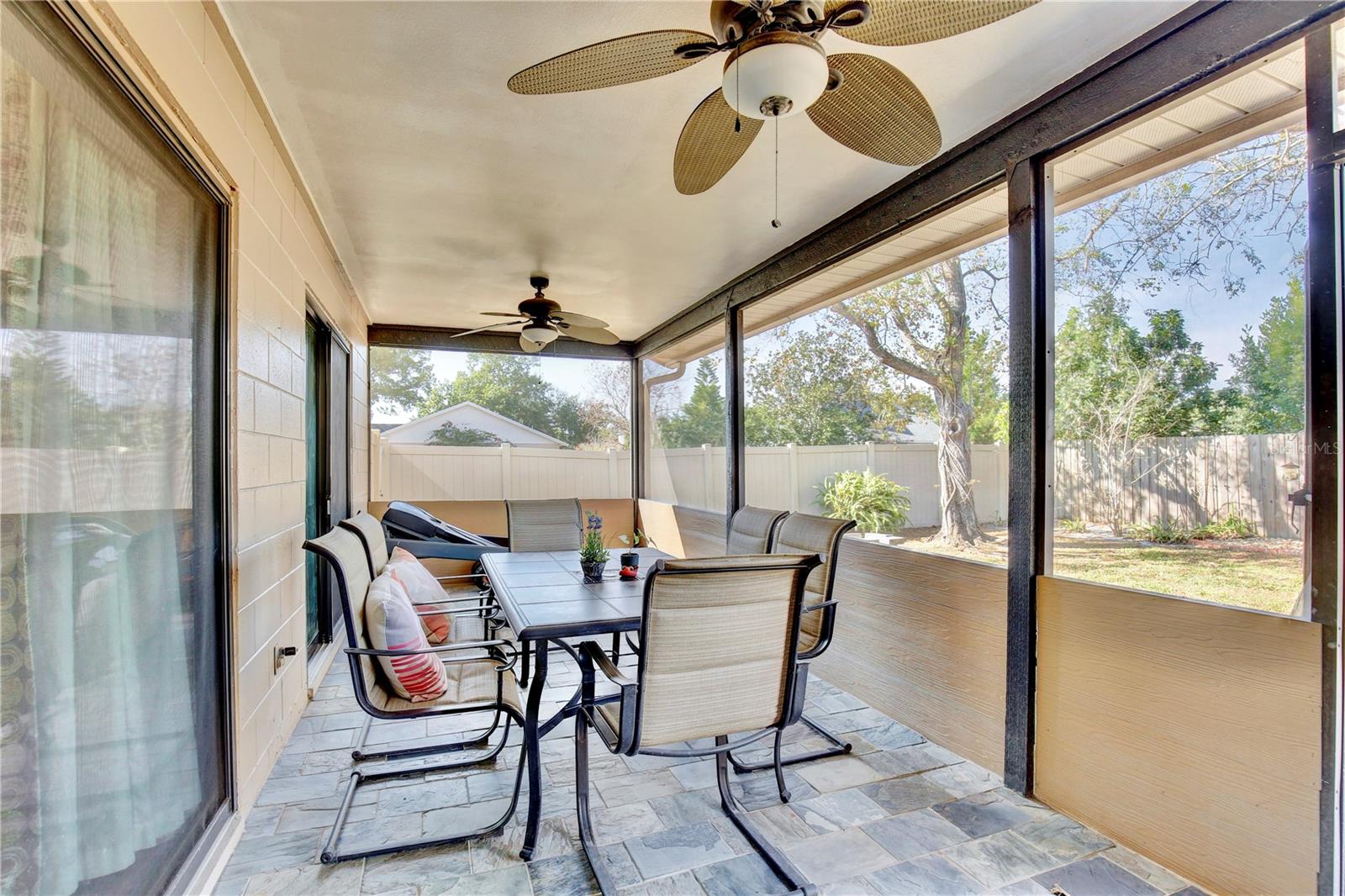 Image 25 of 55 For 300 Springview Drive