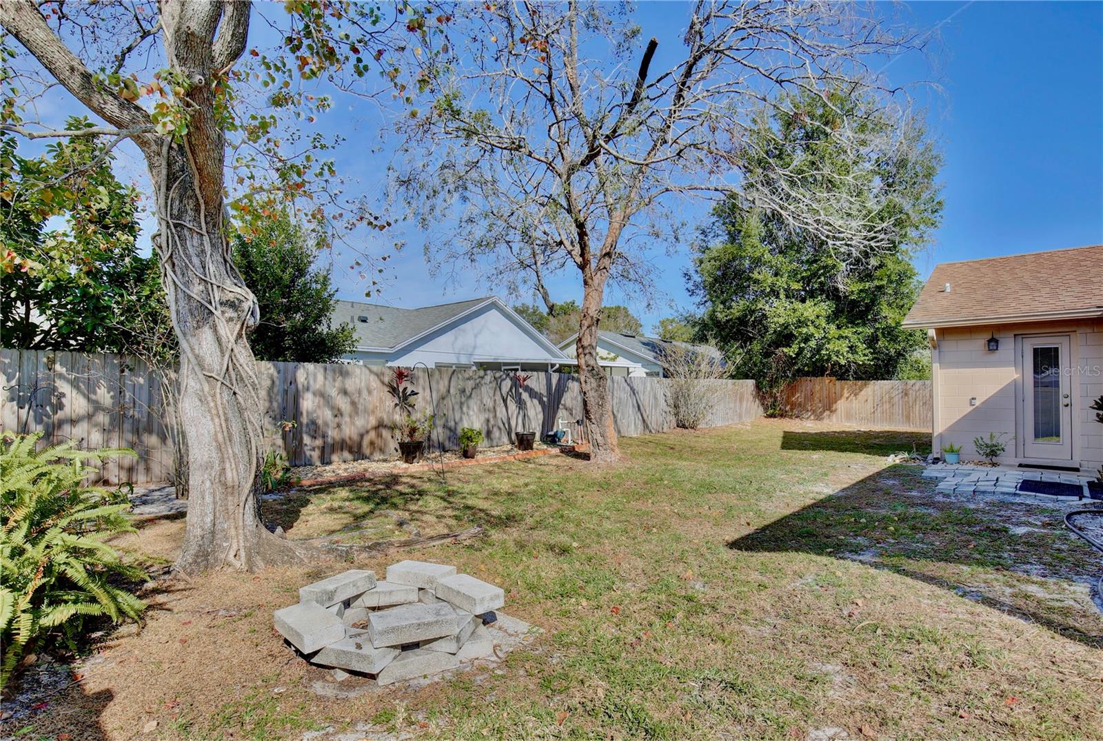 Image 29 of 55 For 300 Springview Drive