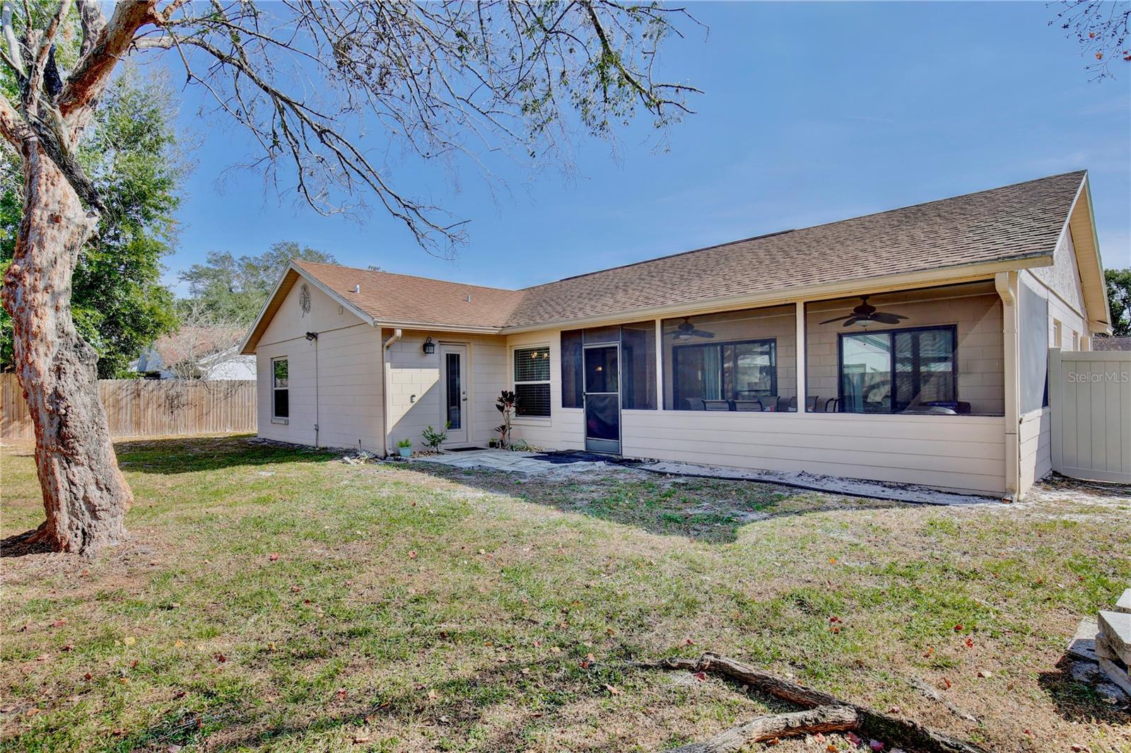 Image 30 of 55 For 300 Springview Drive