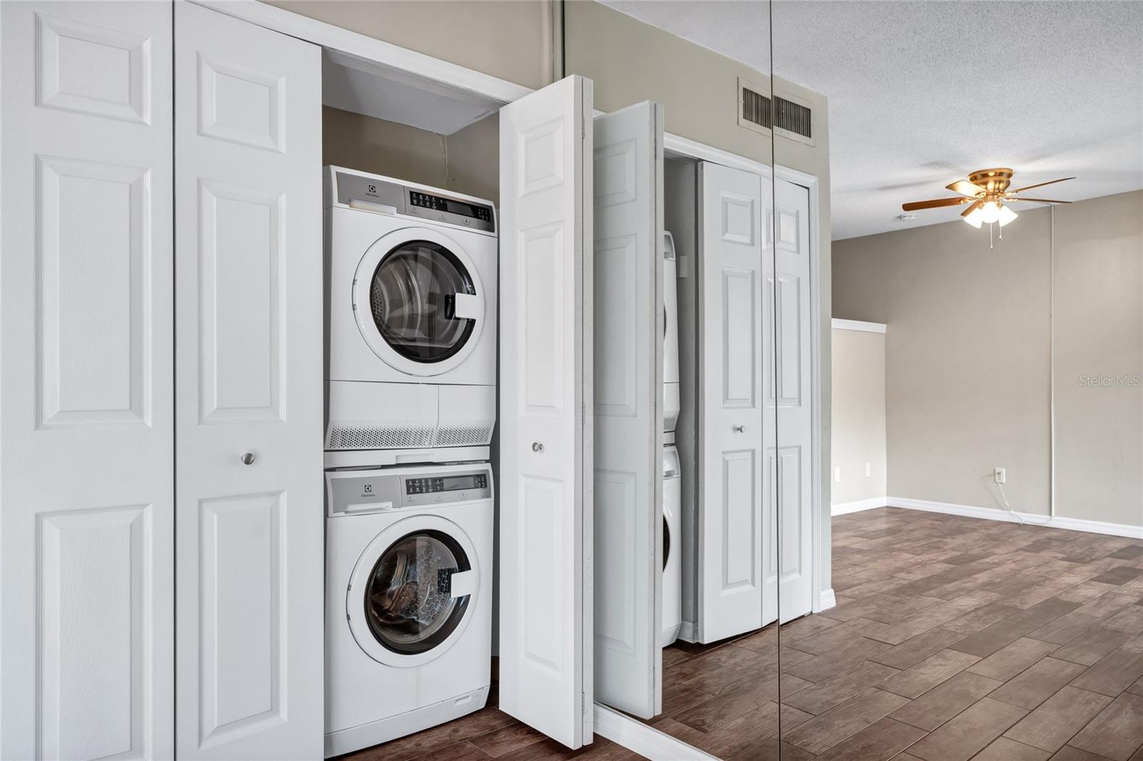 Image 20 of 41 For 200 Maitland Avenue 57