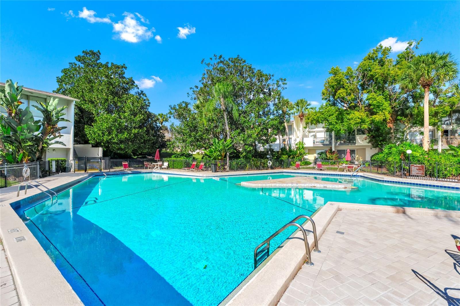 Image 21 of 41 For 200 Maitland Avenue 57