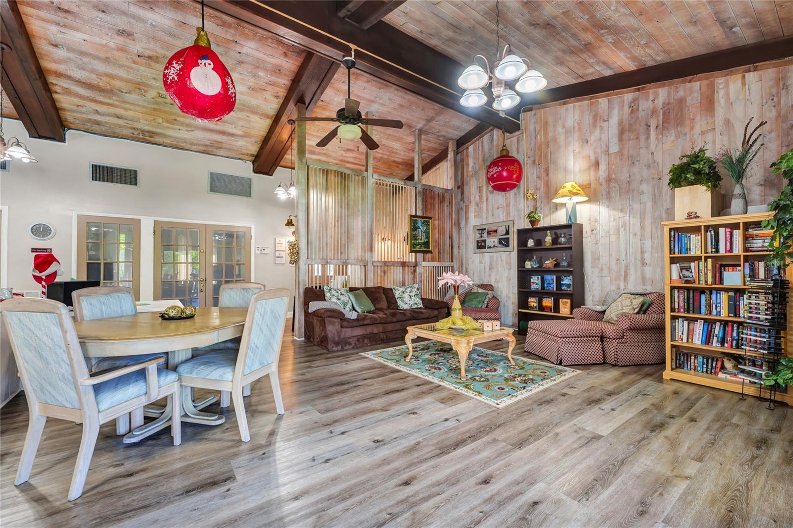 Image 26 of 41 For 200 Maitland Avenue 57