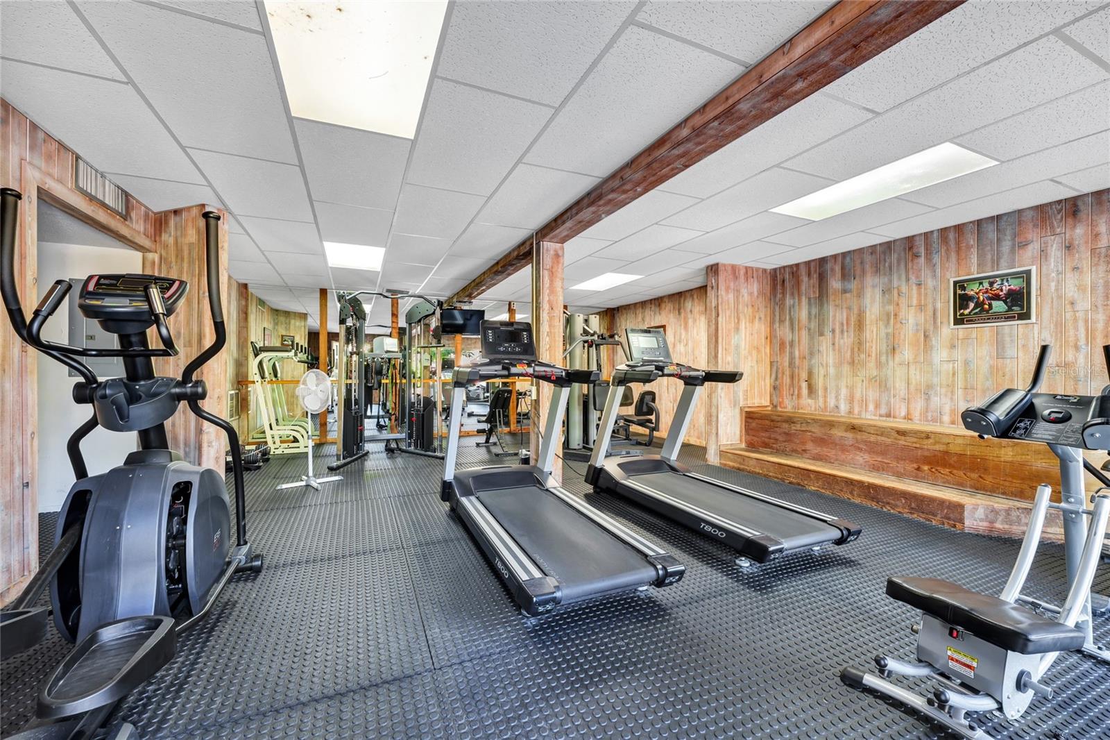 Image 28 of 41 For 200 Maitland Avenue 57