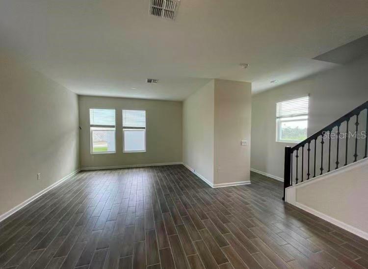 Image 9 of 37 For 17058 Quicksilver Avenue