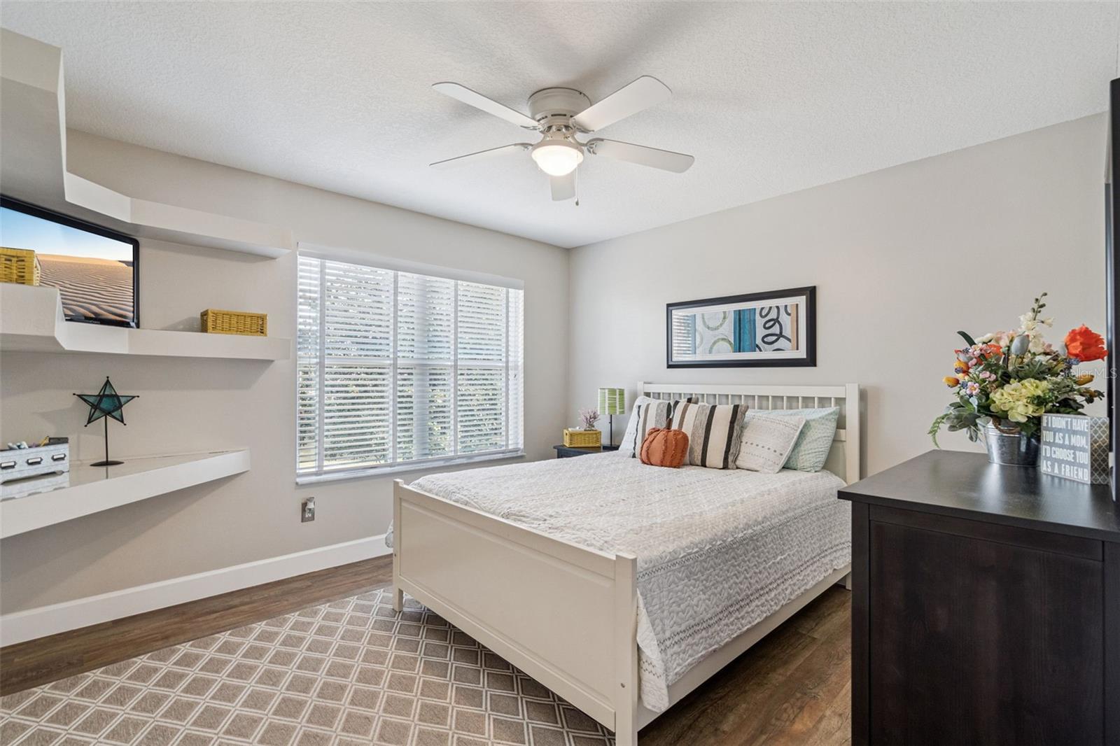 Image 22 of 38 For 1812 Pine Bay Drive