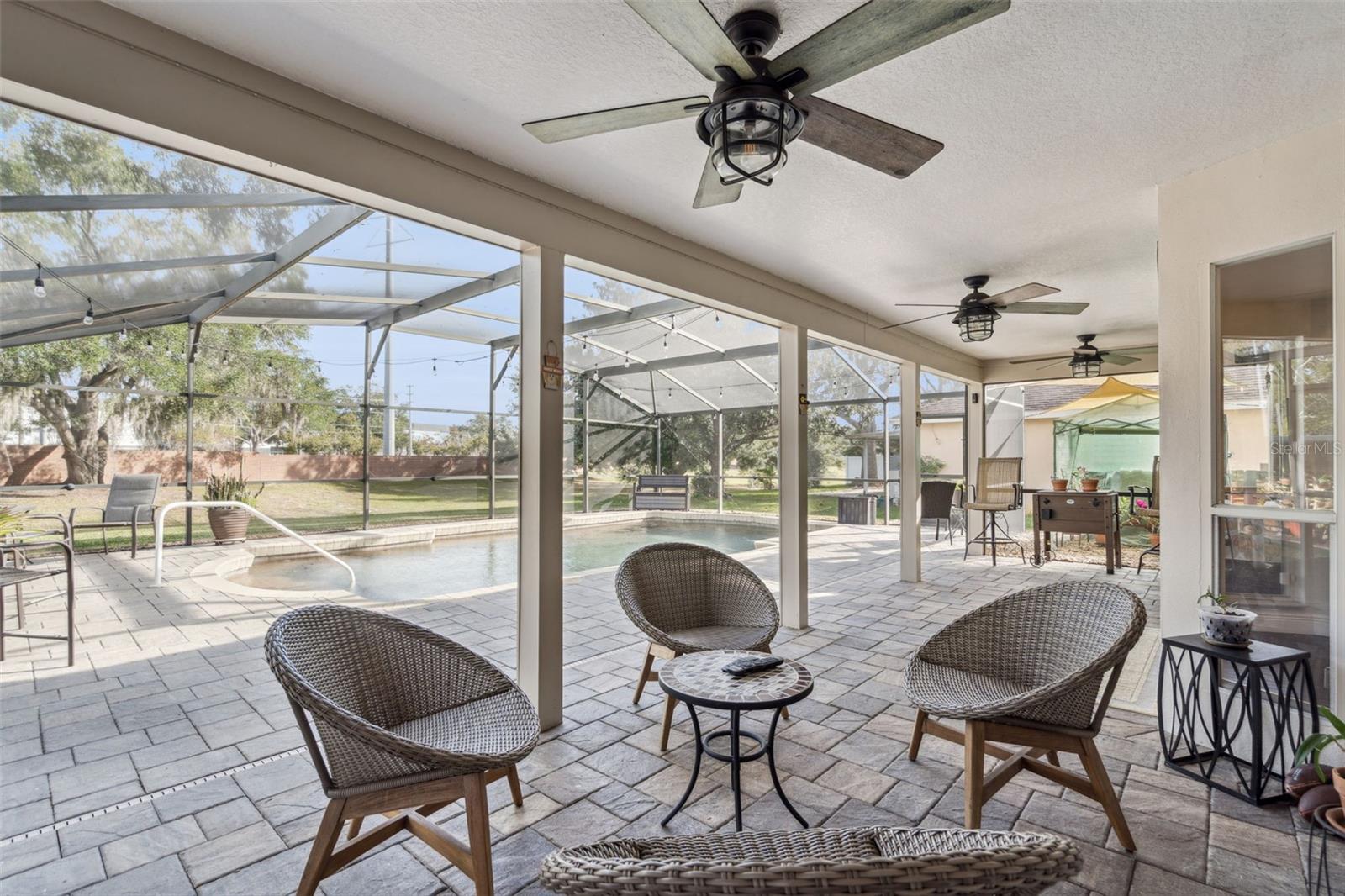 Image 27 of 38 For 1812 Pine Bay Drive