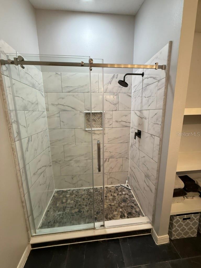 Image 23 of 42 For 124 Brushcreek