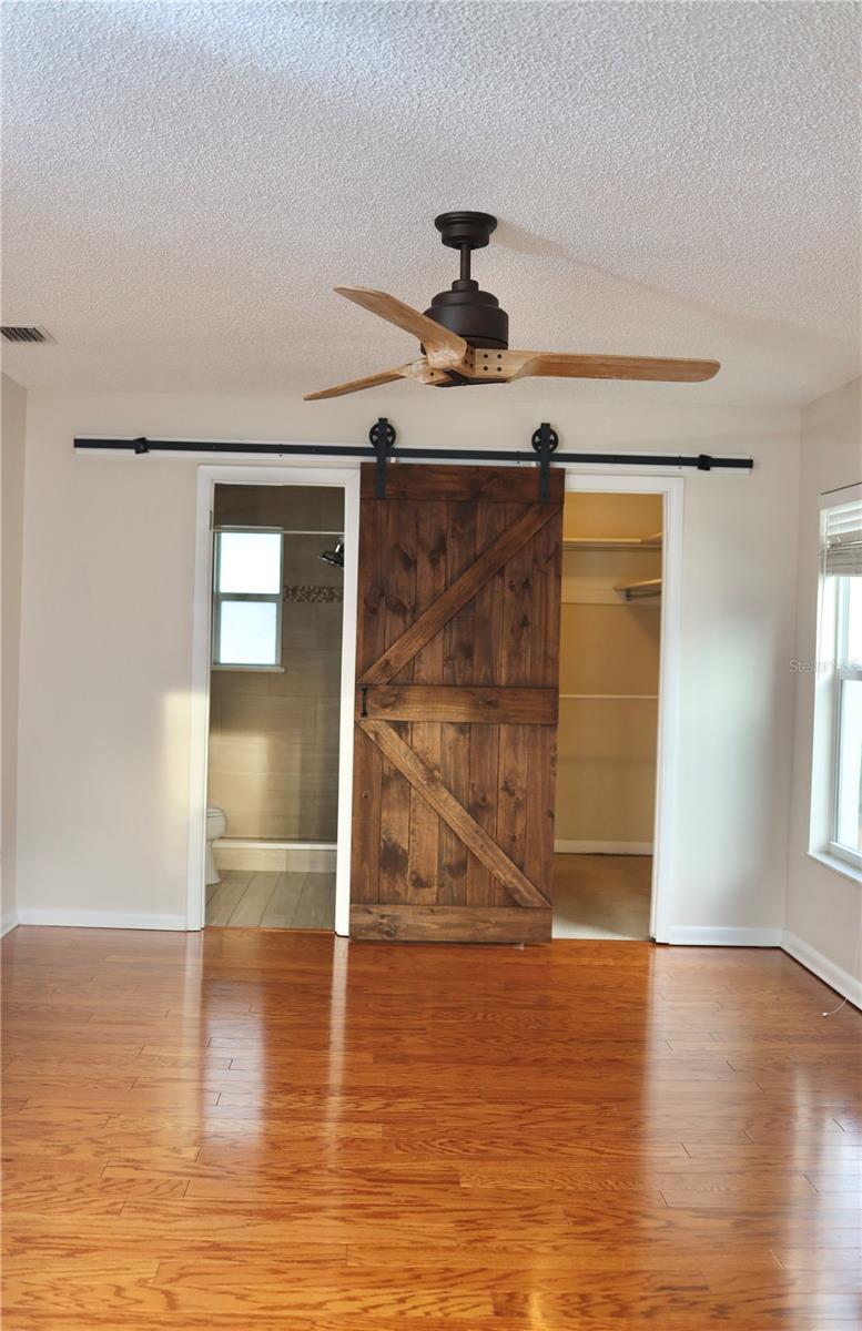 Image 16 of 31 For 1405 Goolagong Court