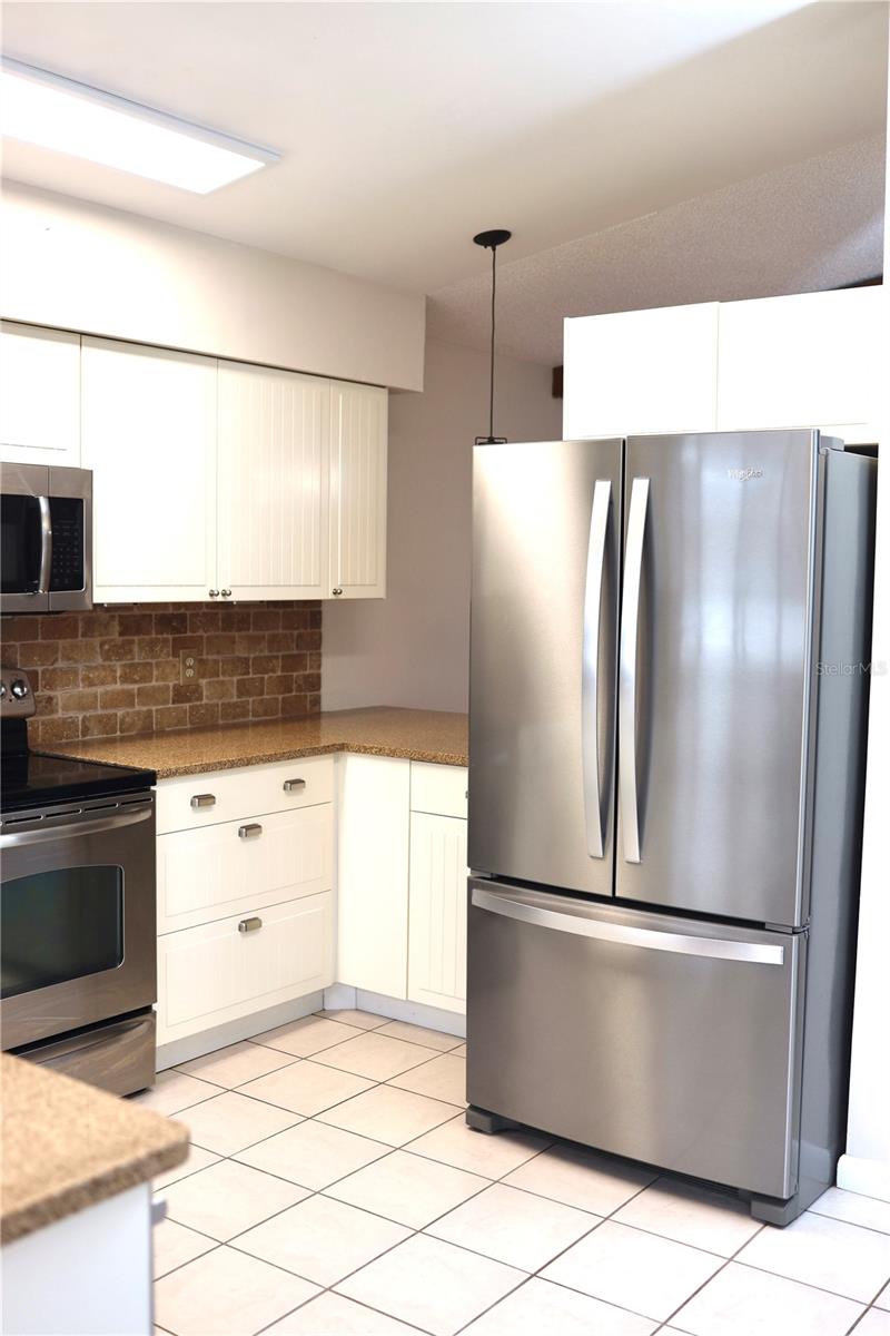 Image 6 of 31 For 1405 Goolagong Court