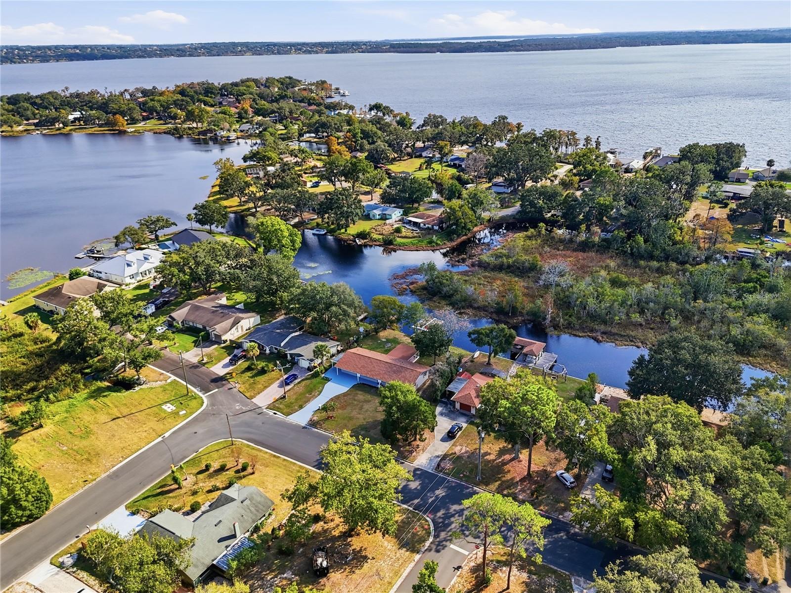 Image 14 of 47 For 995 Minnehaha Avenue