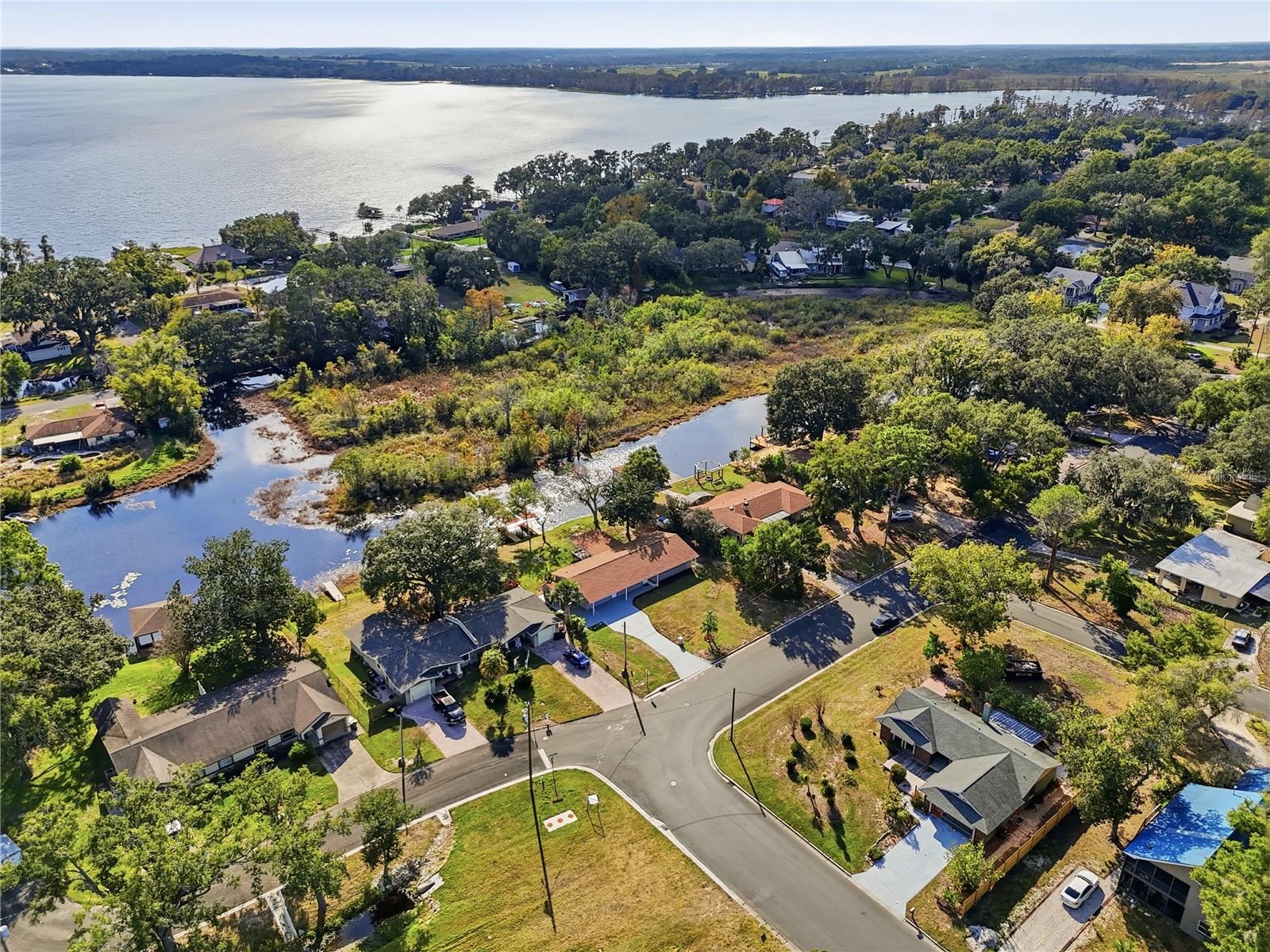 Image 15 of 47 For 995 Minnehaha Avenue