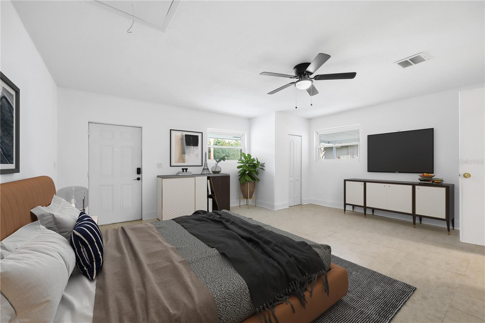 Image 34 of 47 For 995 Minnehaha Avenue