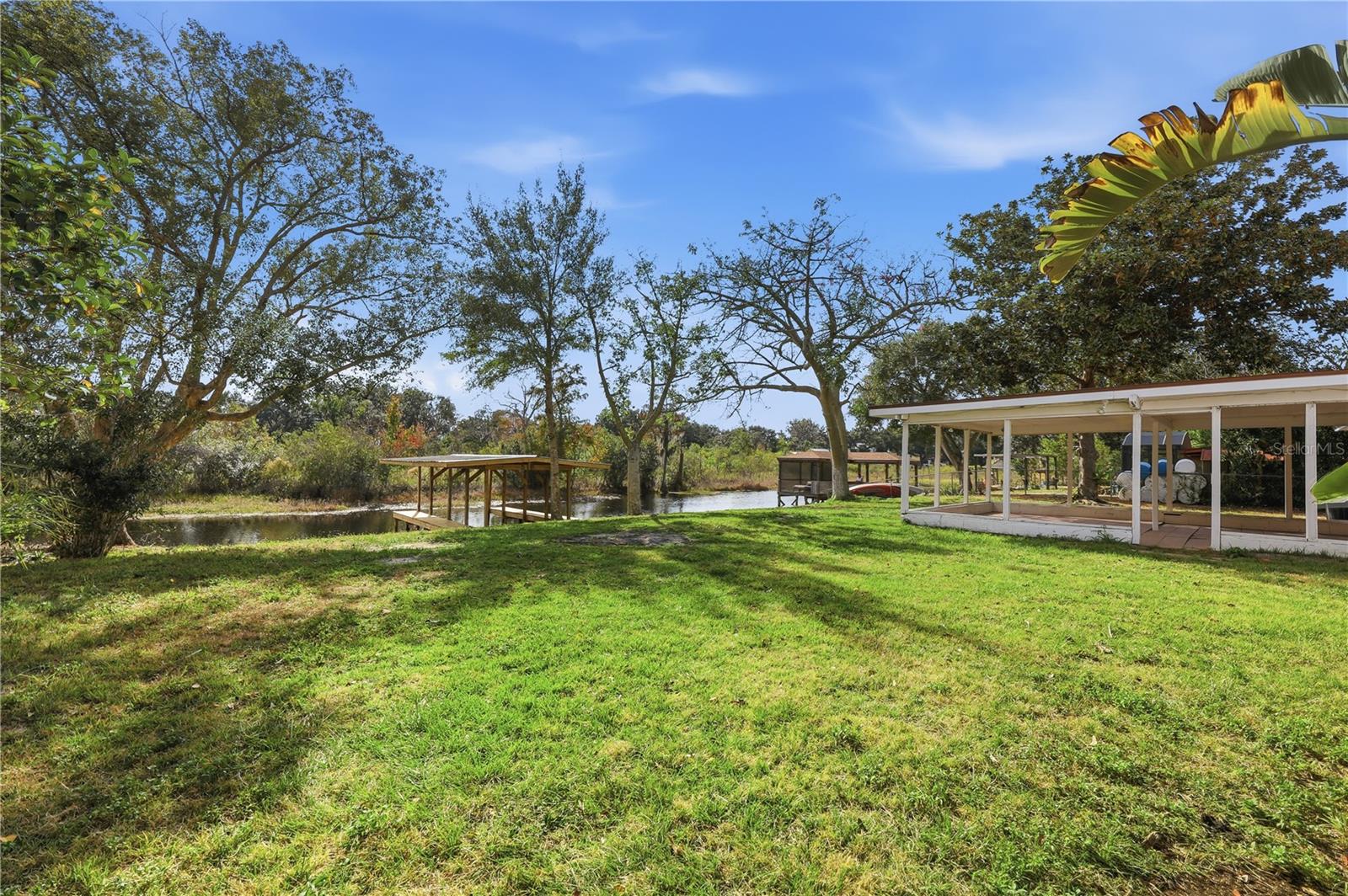 Image 7 of 47 For 995 Minnehaha Avenue