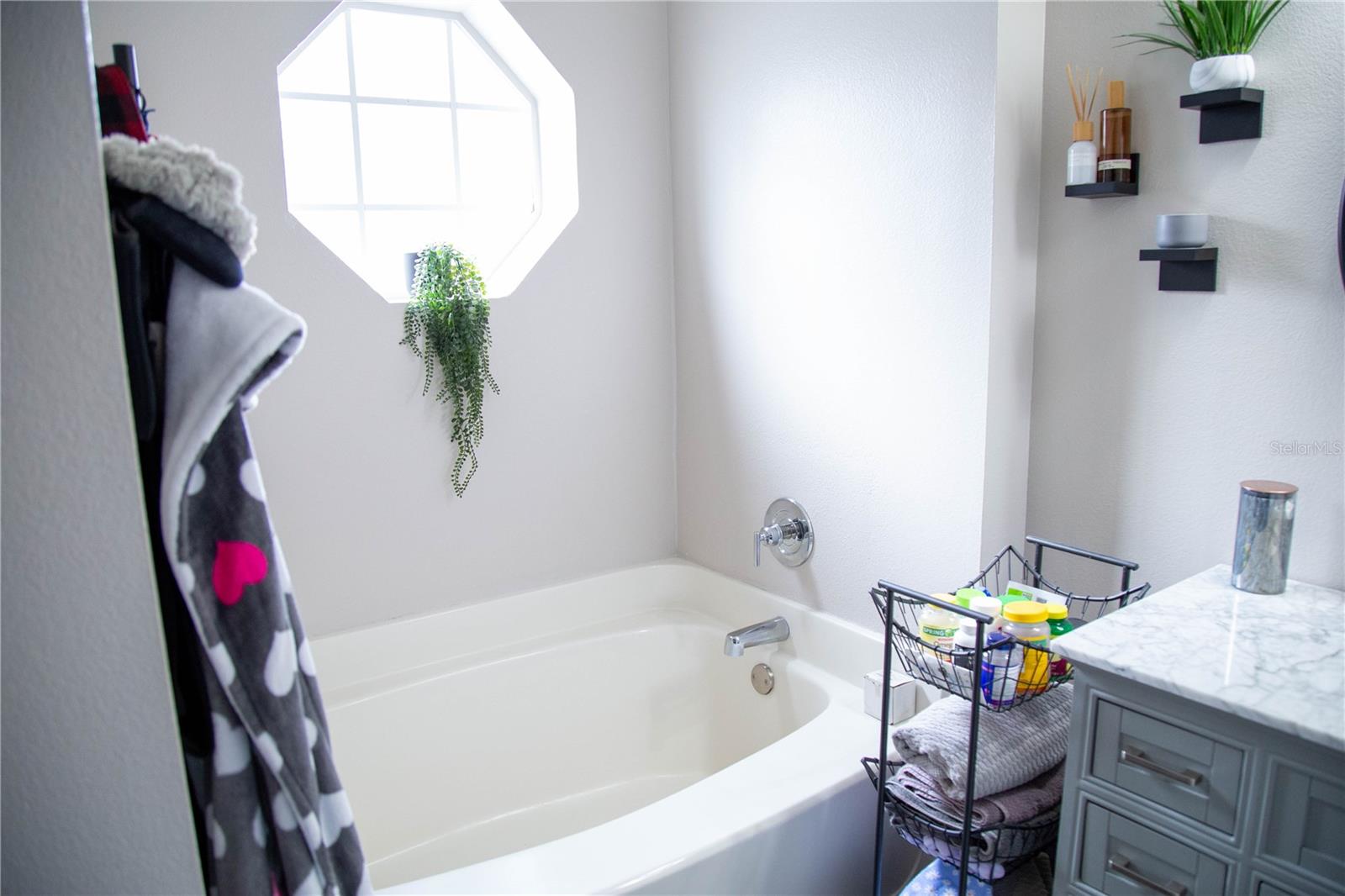 Image 16 of 29 For 2315 Academy Avenue