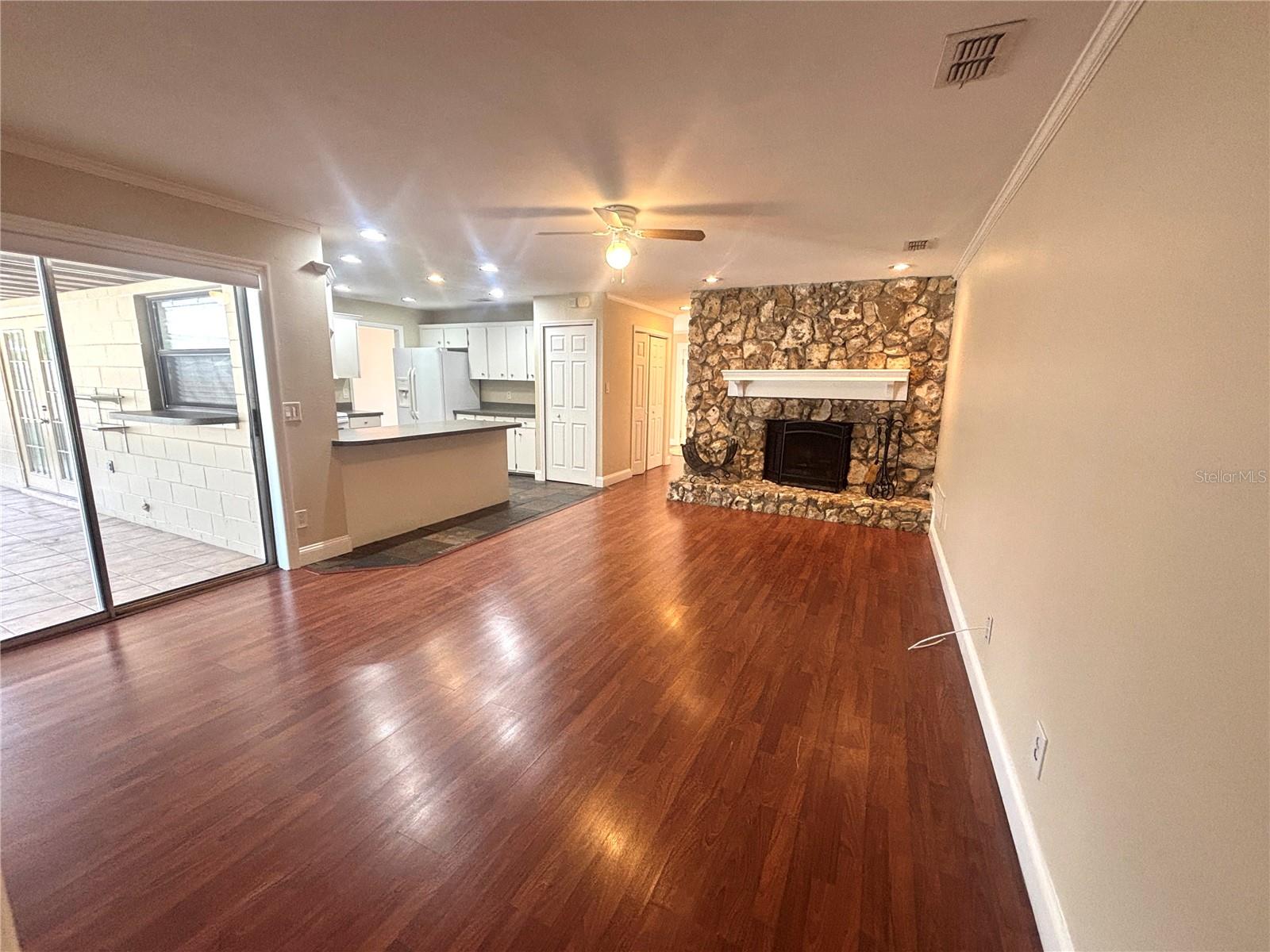 Image 4 of 15 For 1009 Terry Drive