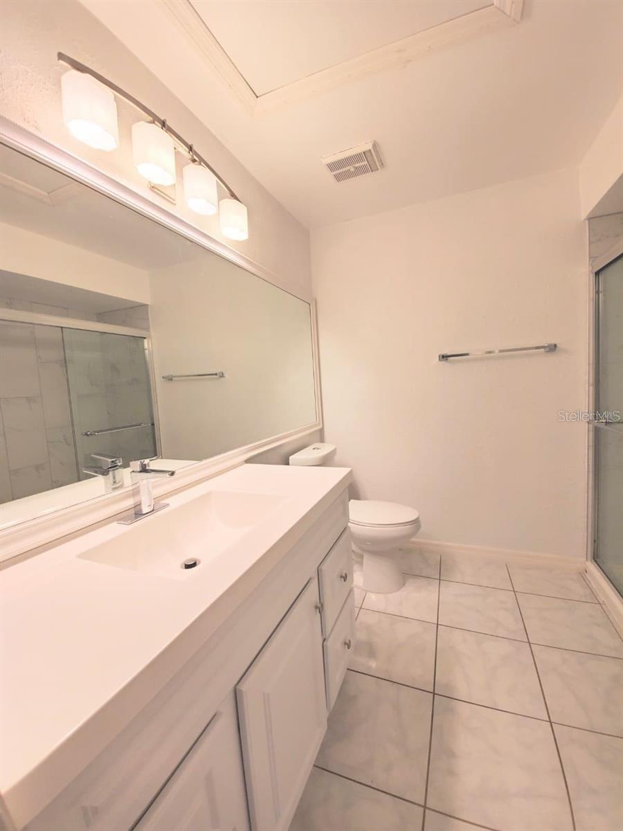 Image 13 of 15 For 1948 Lake Atriums Circle 136