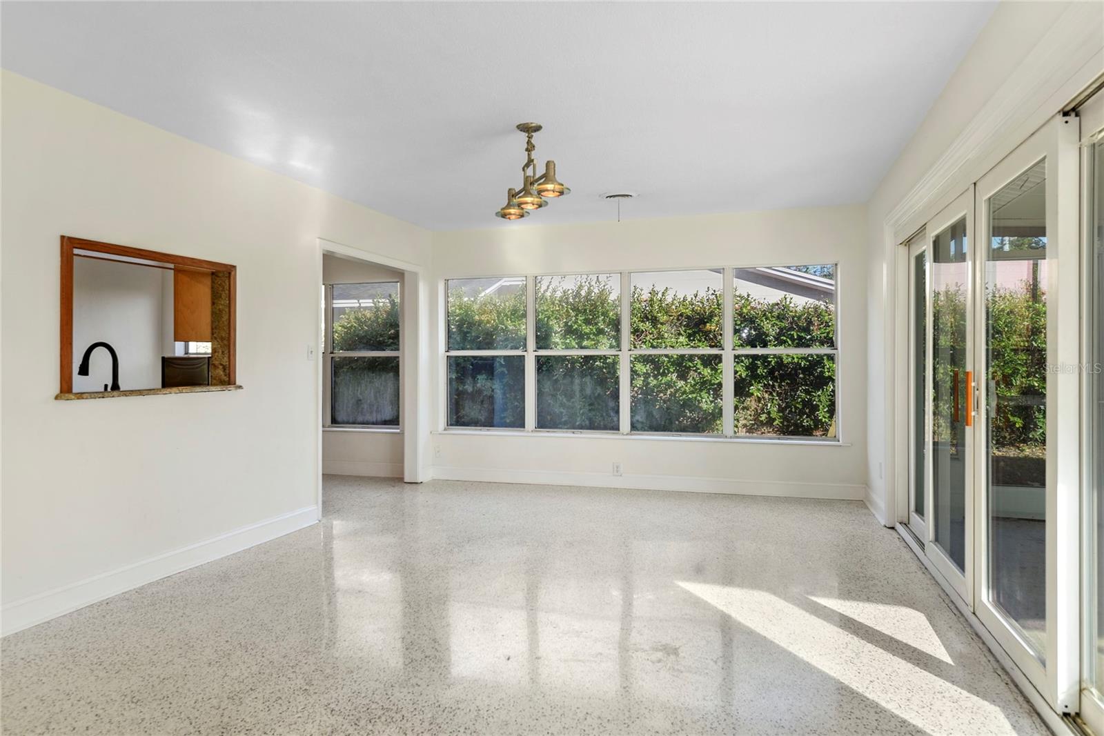 Image 12 of 37 For 820 Mojave Trail