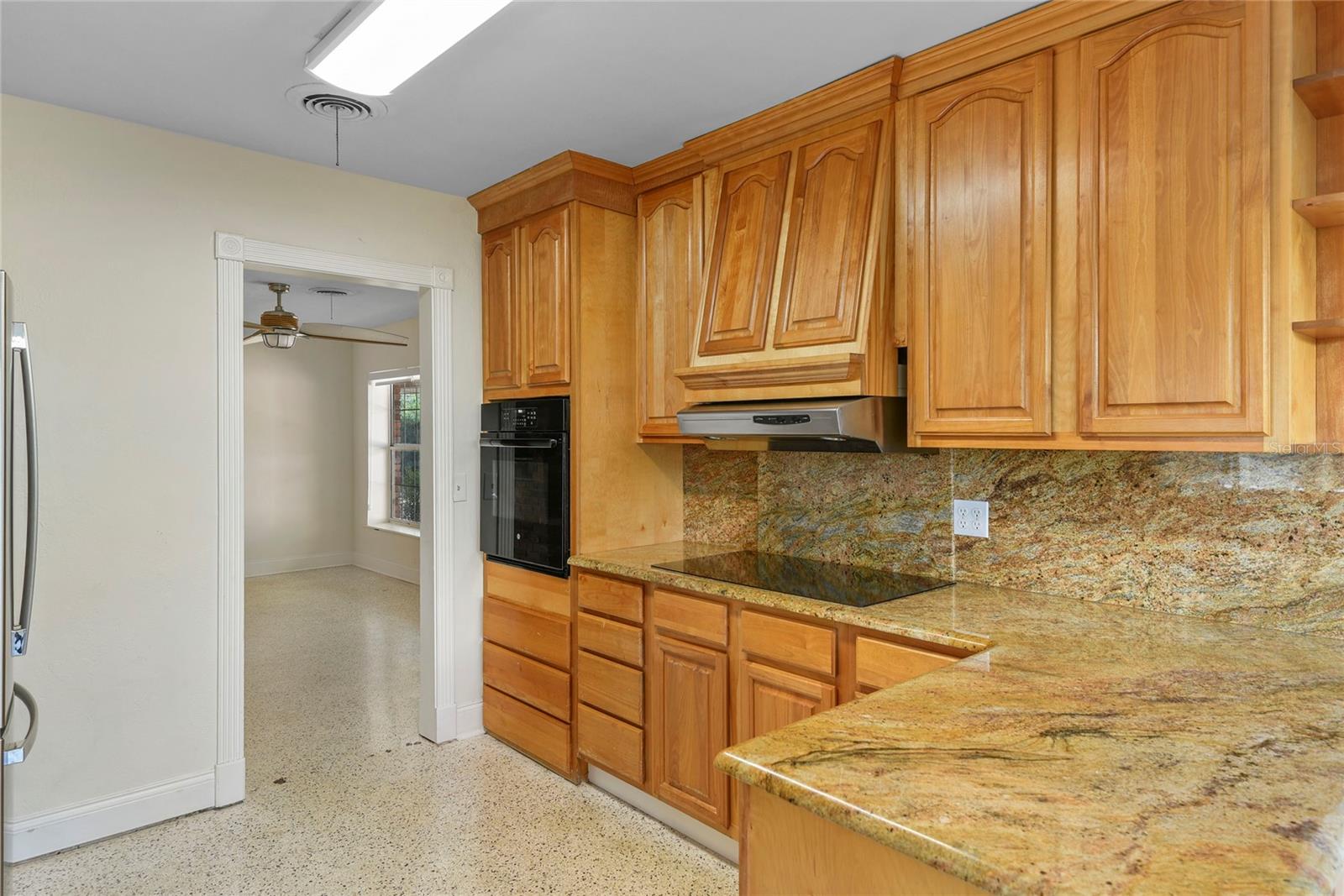 Image 7 of 37 For 820 Mojave Trail