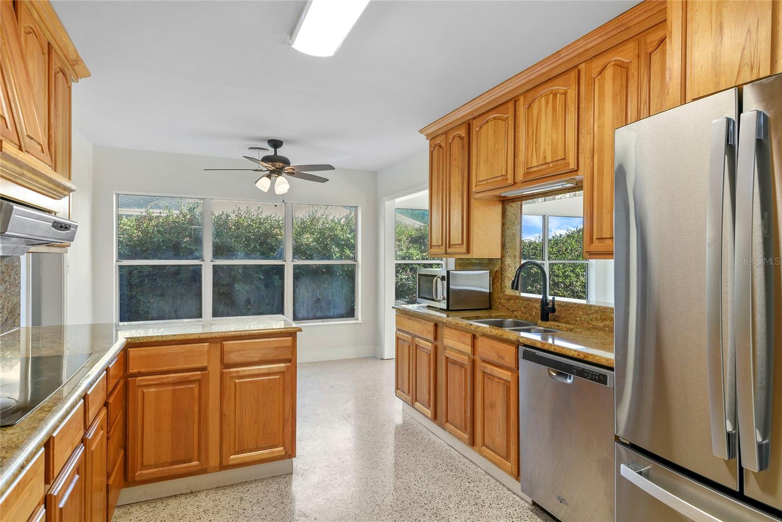 Image 9 of 37 For 820 Mojave Trail