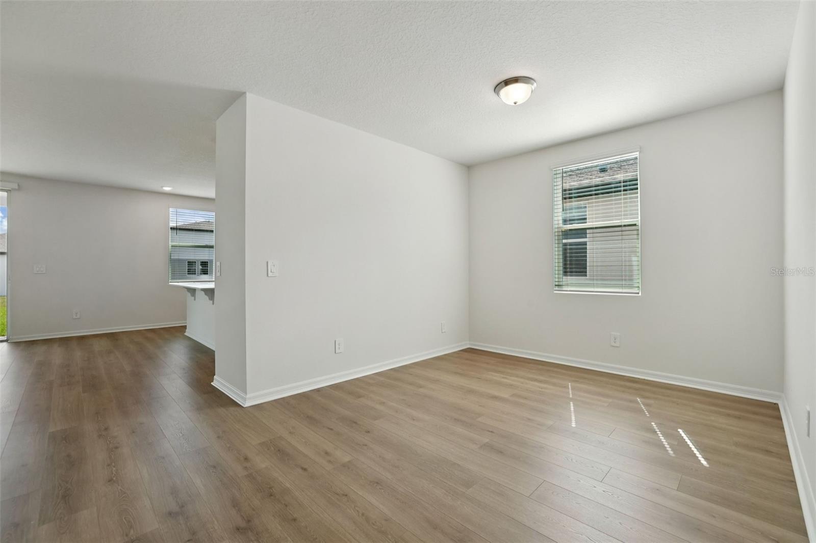 Image 13 of 36 For 2903 Hornbill Drive