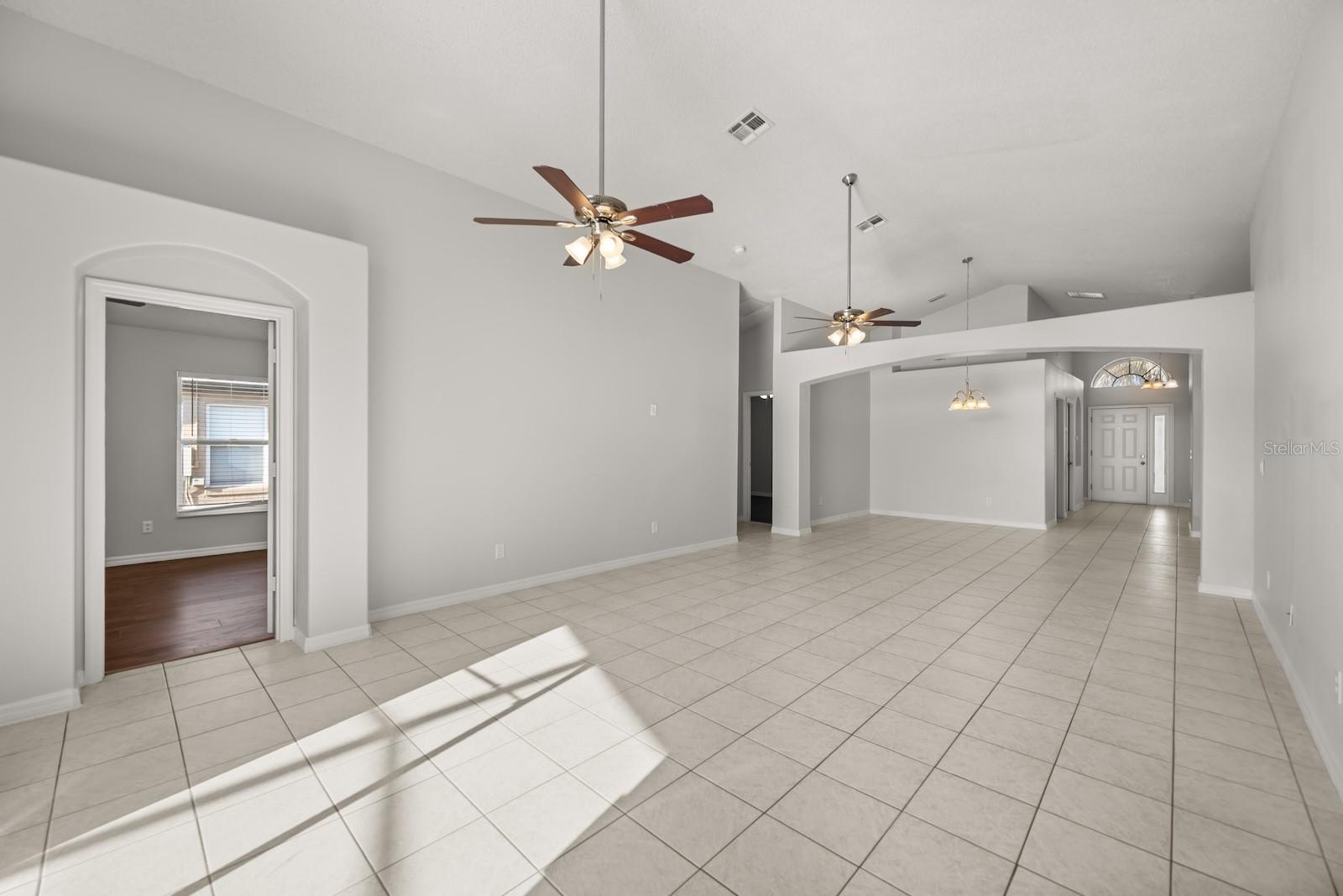 Image 11 of 33 For 2701 Autumn Creek Circle