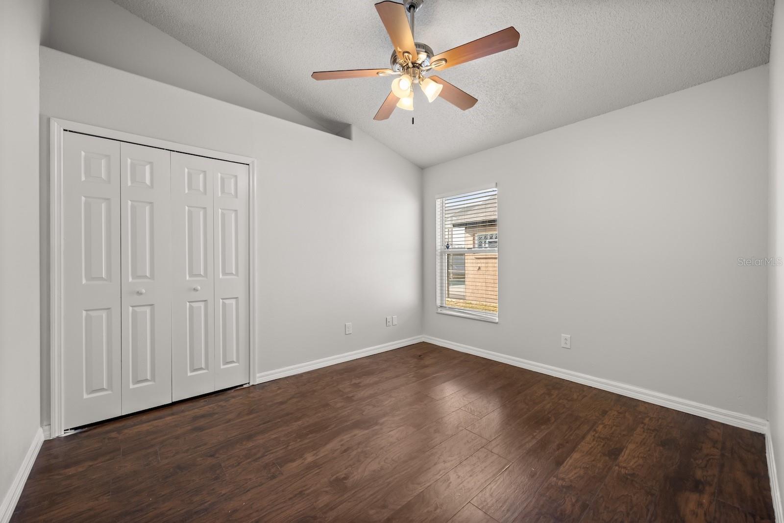 Image 15 of 33 For 2701 Autumn Creek Circle