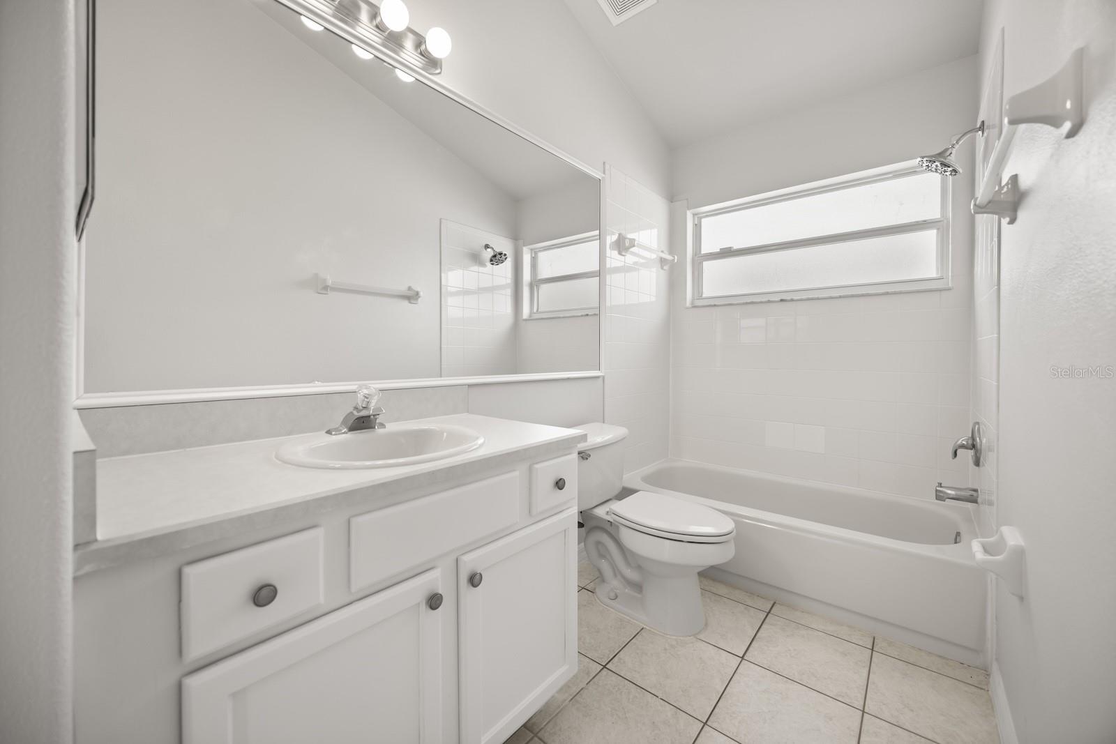 Image 21 of 33 For 2701 Autumn Creek Circle