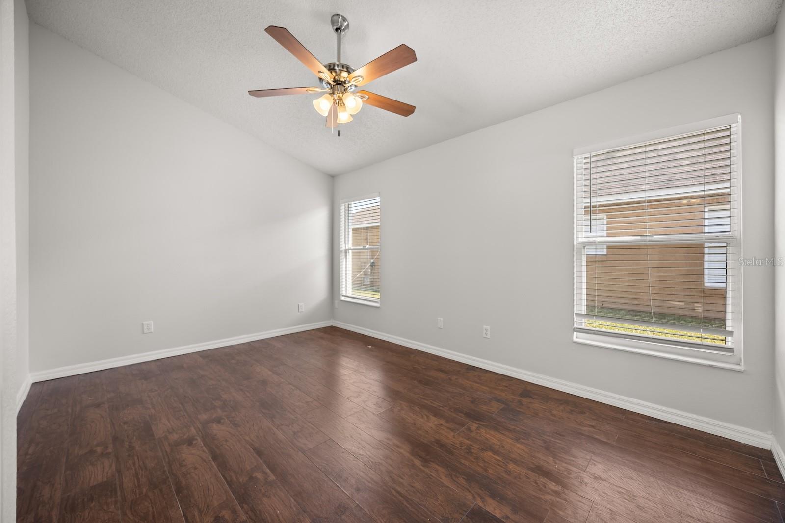 Image 24 of 33 For 2701 Autumn Creek Circle