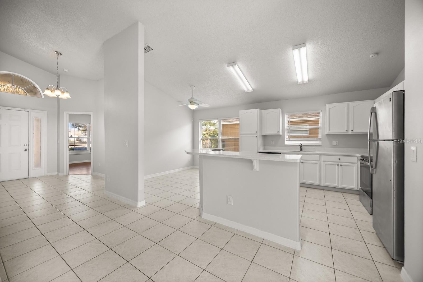 Image 4 of 33 For 2701 Autumn Creek Circle