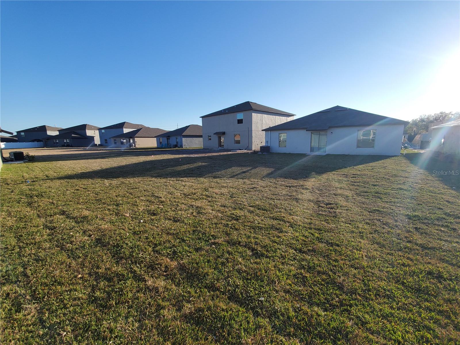 Image 3 of 26 For 10353 Scarlet Skimmer Drive