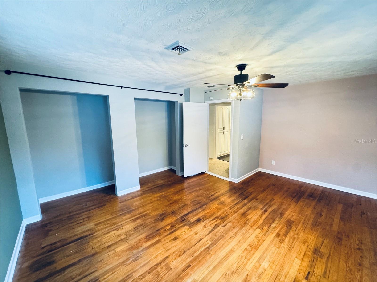 Image 17 of 26 For 2022 Edgewood Road