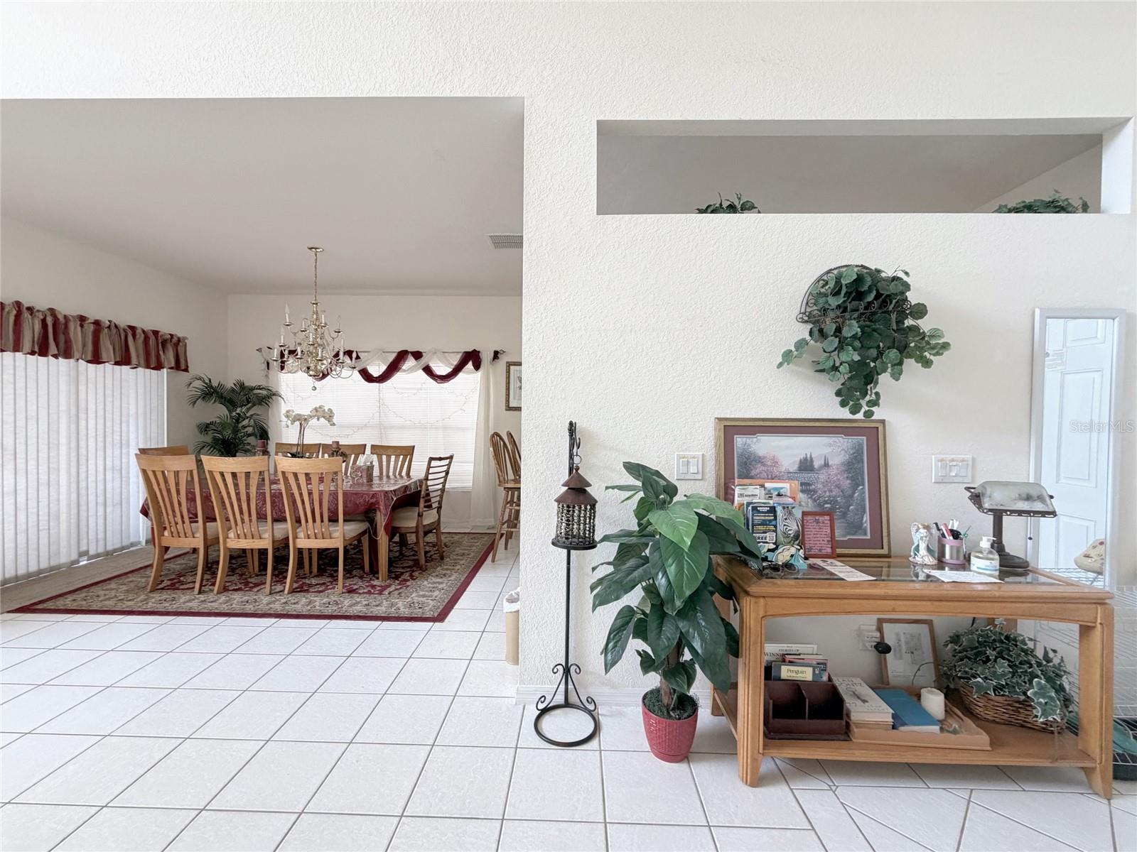 Image 13 of 77 For 329 Windsor Place