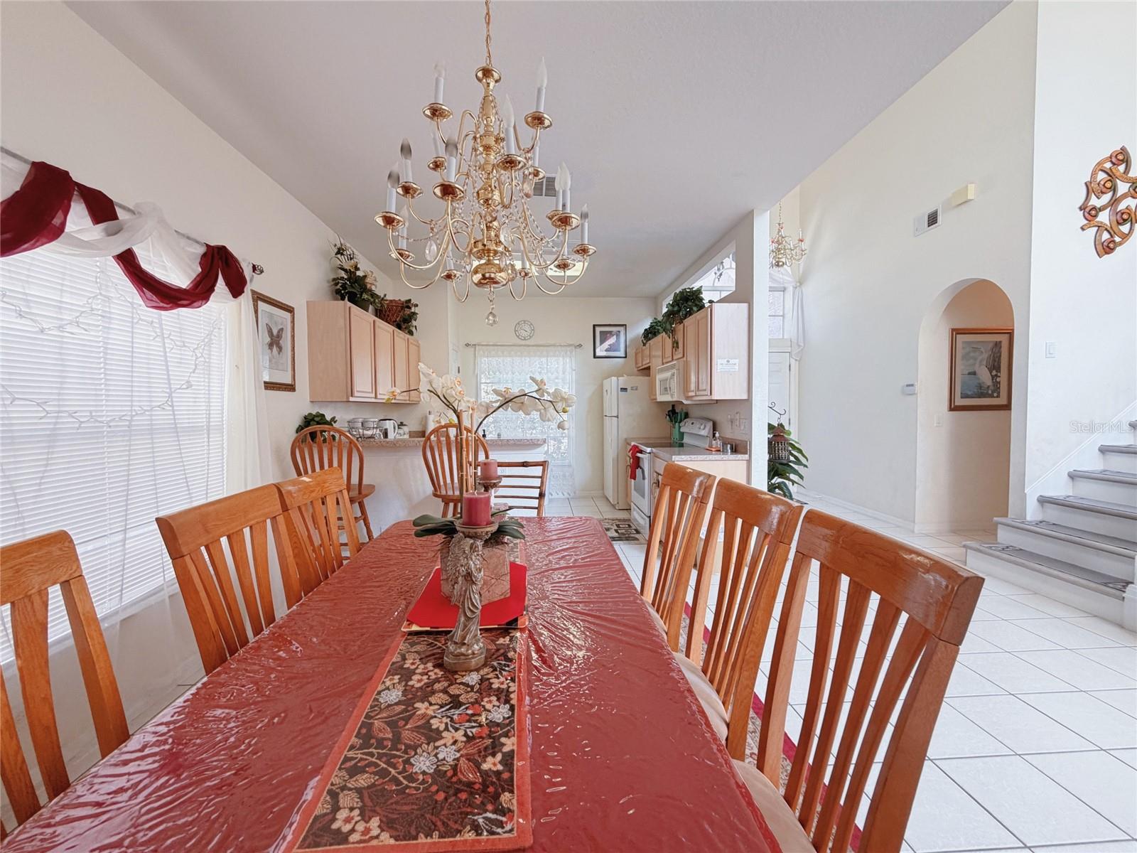 Image 22 of 77 For 329 Windsor Place