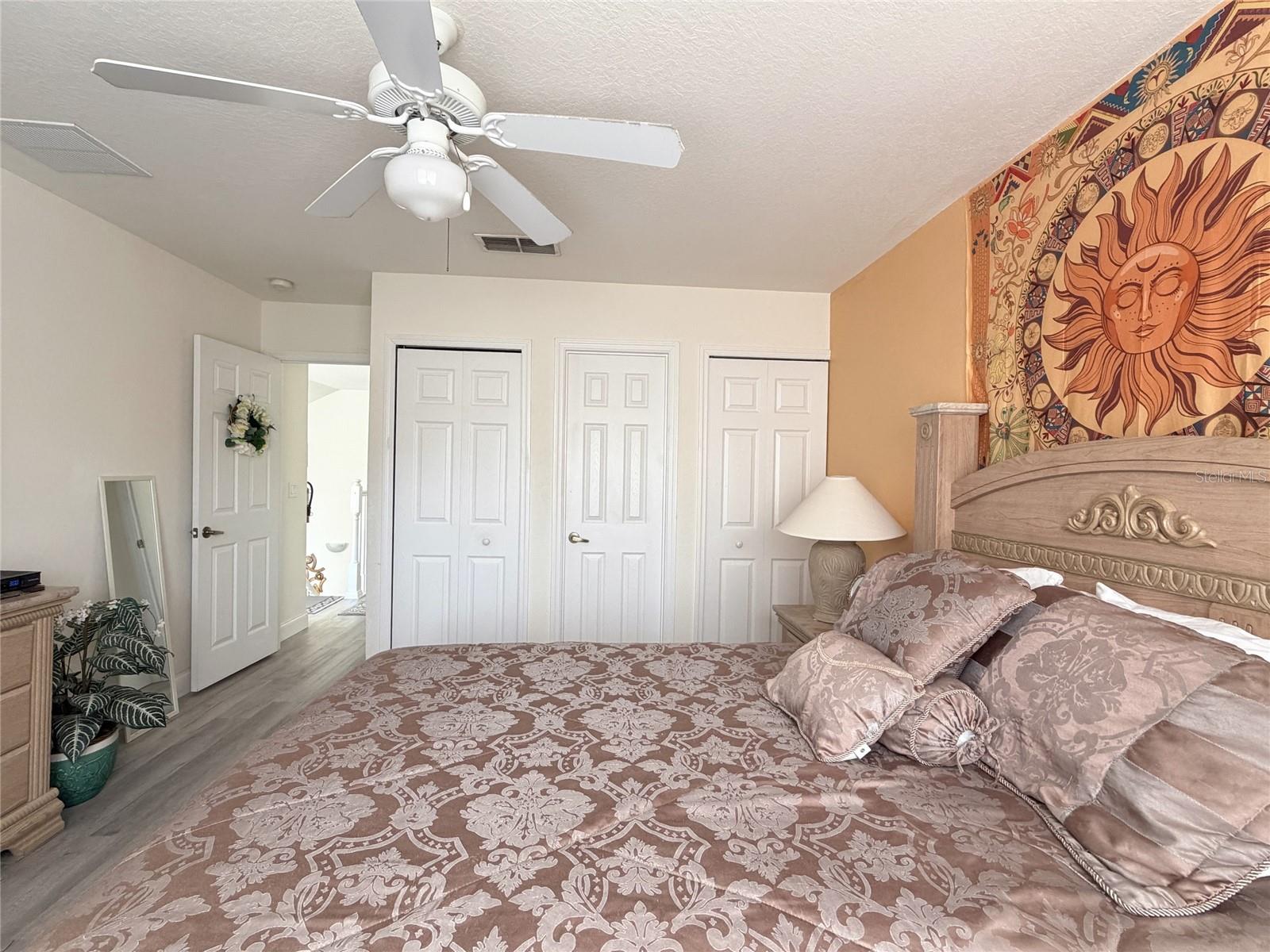 Image 48 of 77 For 329 Windsor Place