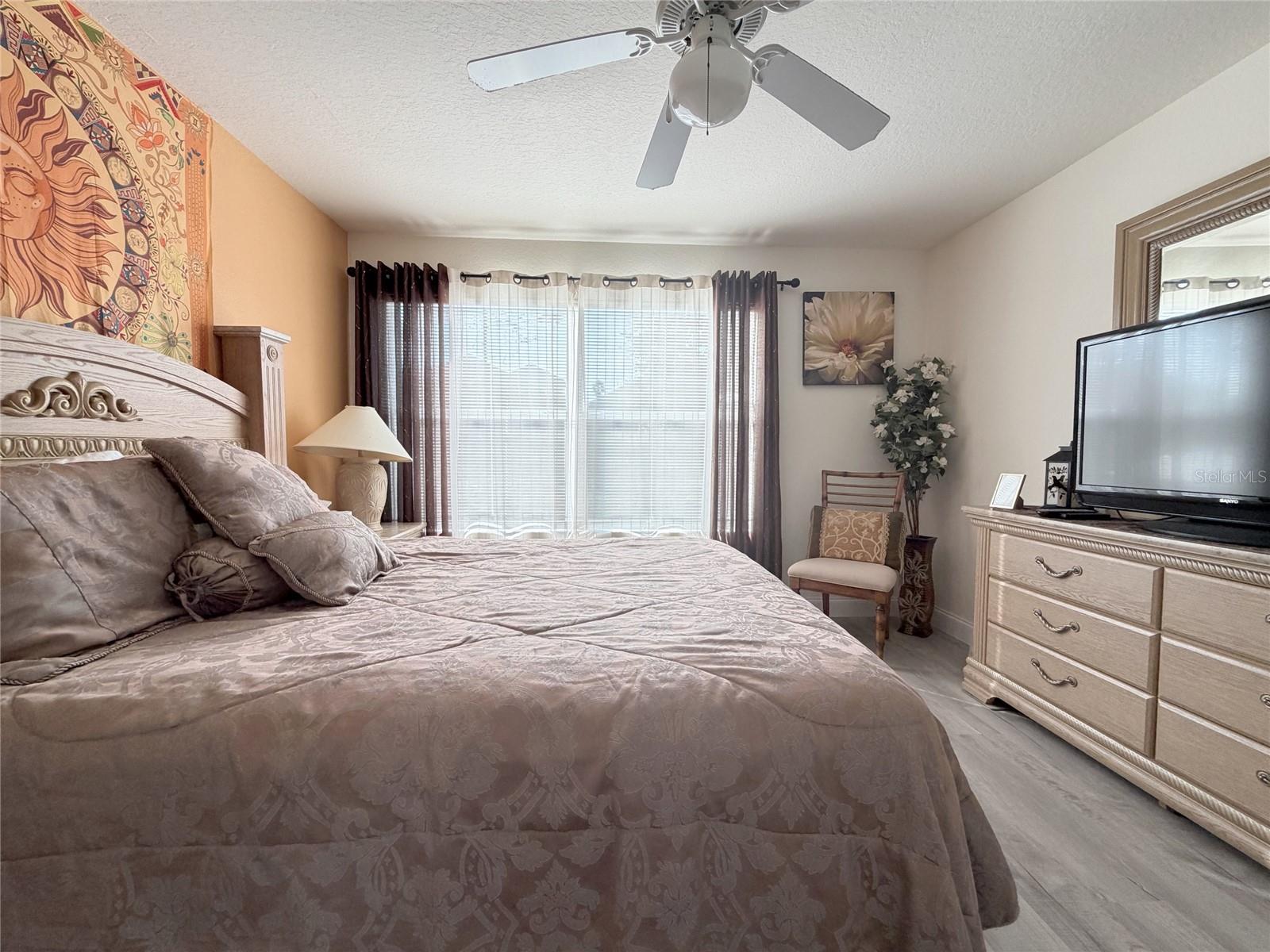 Image 49 of 77 For 329 Windsor Place