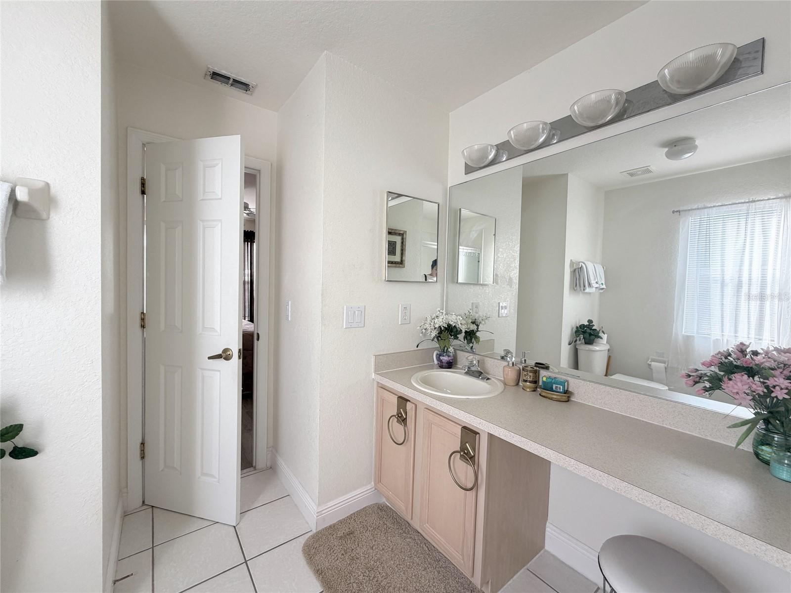 Image 51 of 77 For 329 Windsor Place