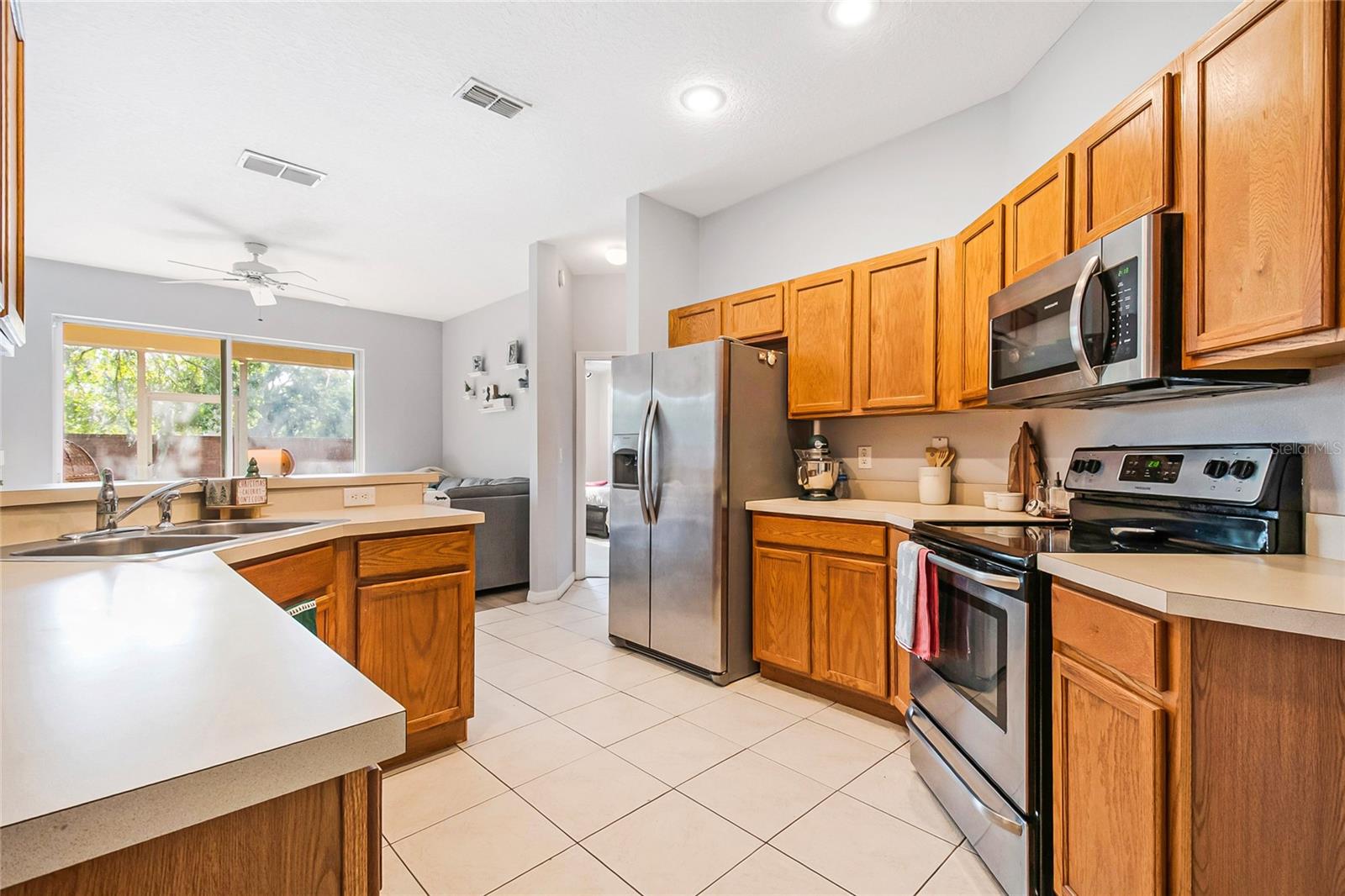 Image 16 of 40 For 918 Magnolia Blossom Court