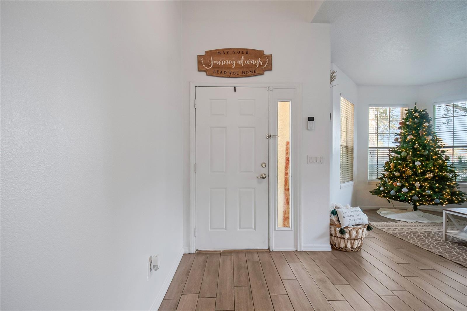 Image 5 of 40 For 918 Magnolia Blossom Court