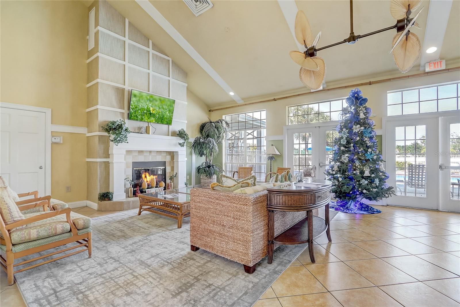 Image 19 of 25 For 1229 Bermuda Lakes Lane 202