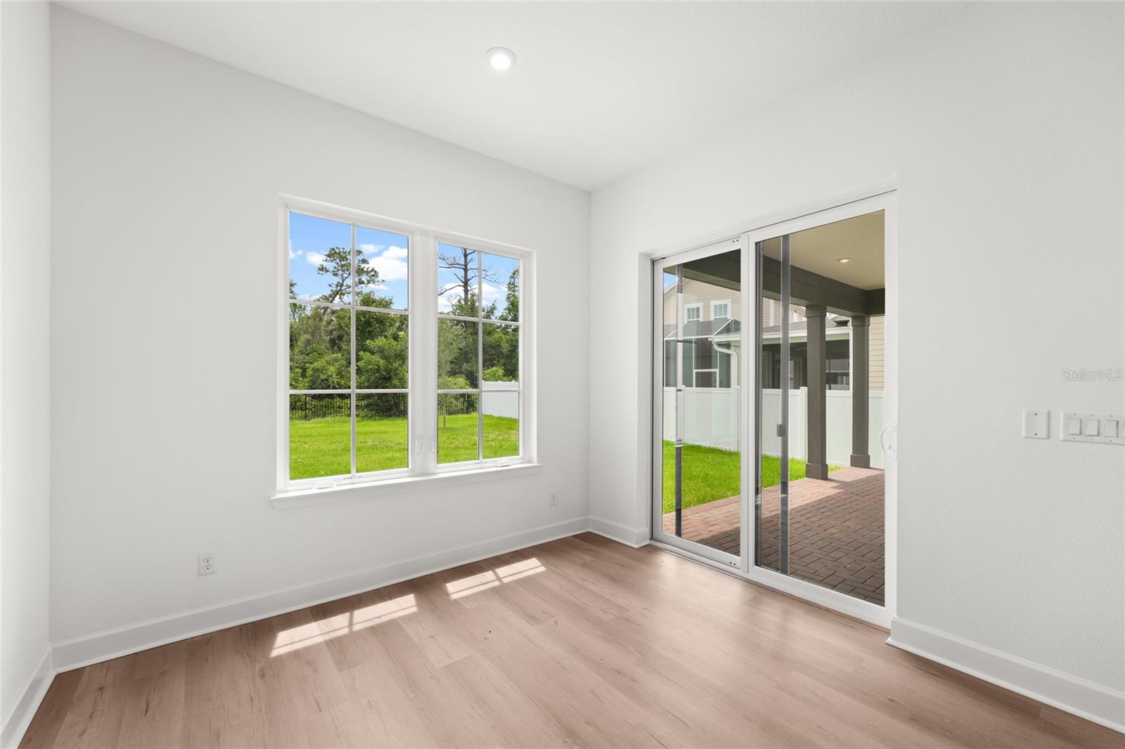 Image 10 of 30 For 7493 Estuary Lake Loop