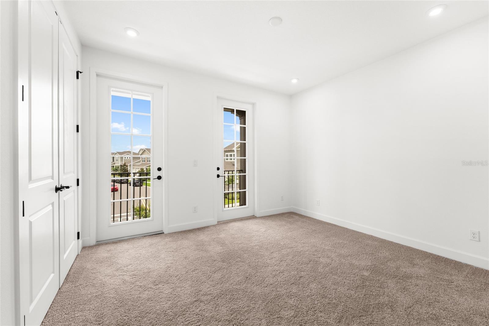 Image 12 of 30 For 7493 Estuary Lake Loop