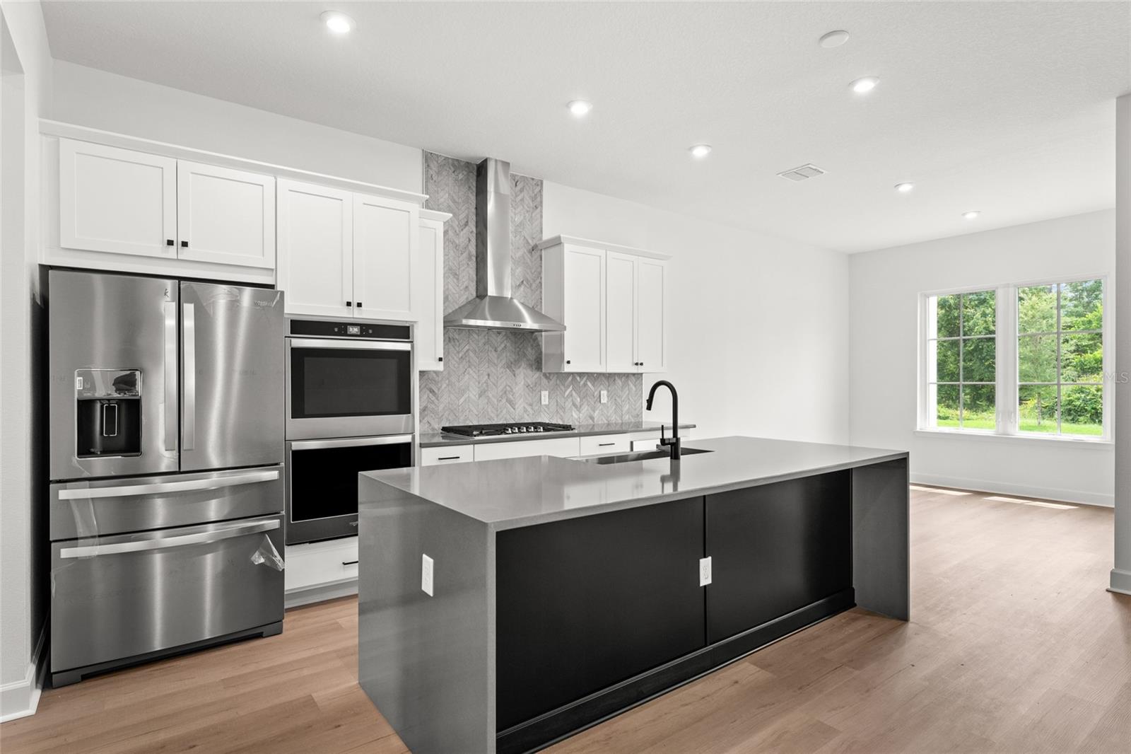 Image 8 of 30 For 7493 Estuary Lake Loop