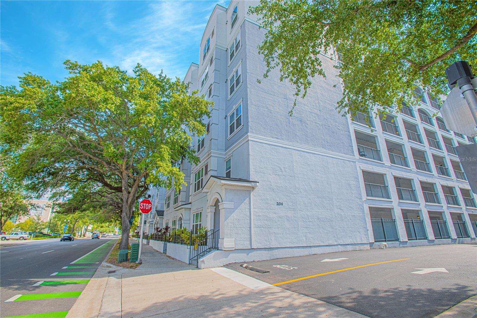 Image 22 of 26 For 204 South Street 2061