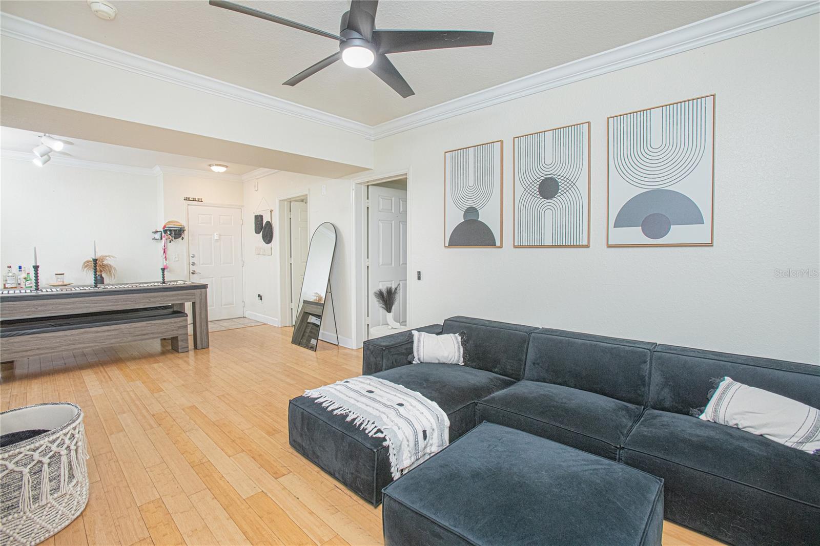 Image 8 of 26 For 204 South Street 2061