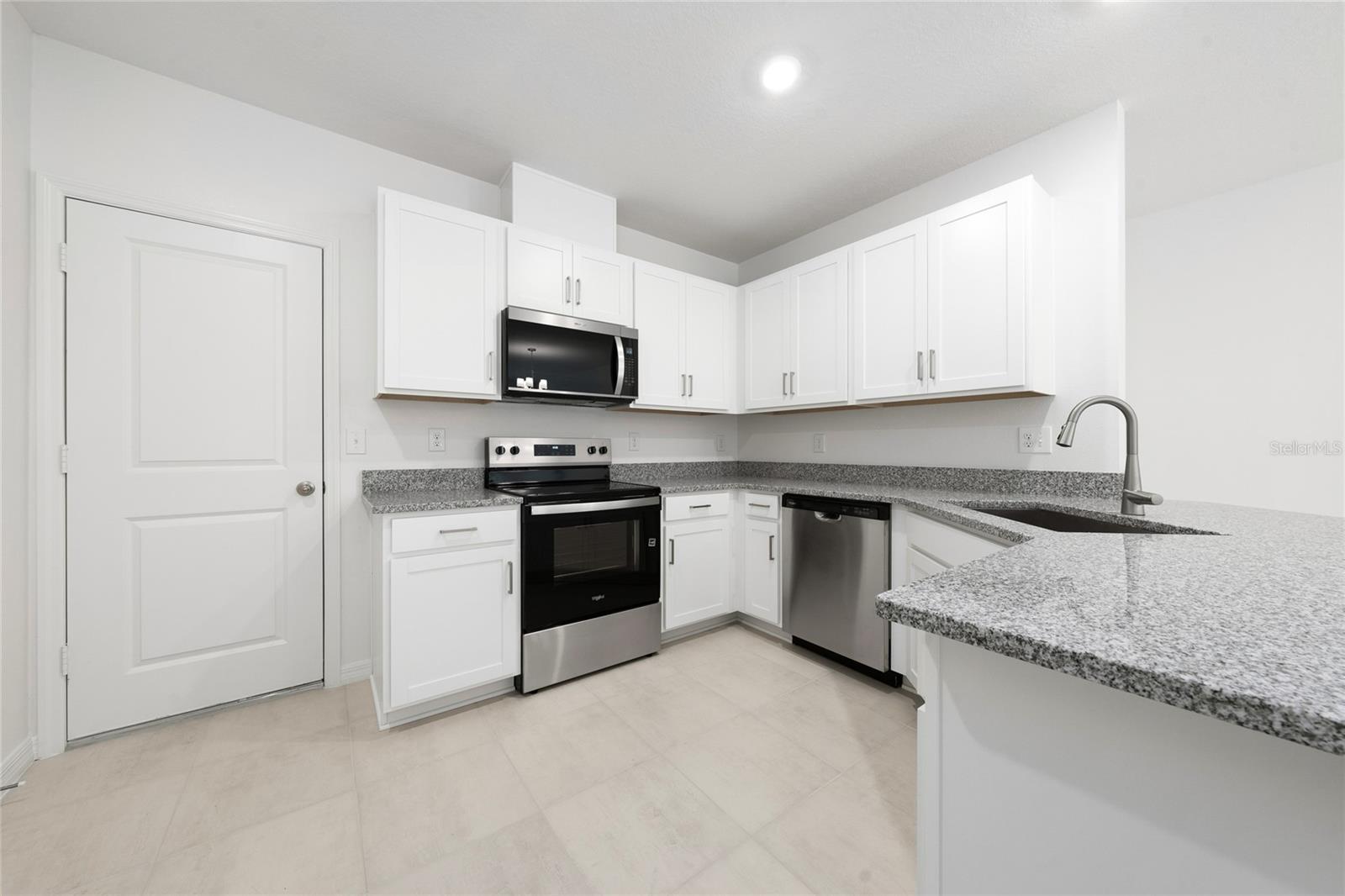 Image 10 of 29 For 2810 Raindrop Run Street