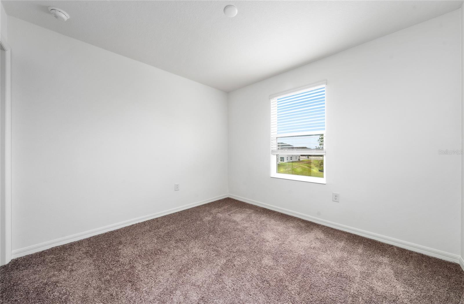 Image 17 of 29 For 2810 Raindrop Run Street