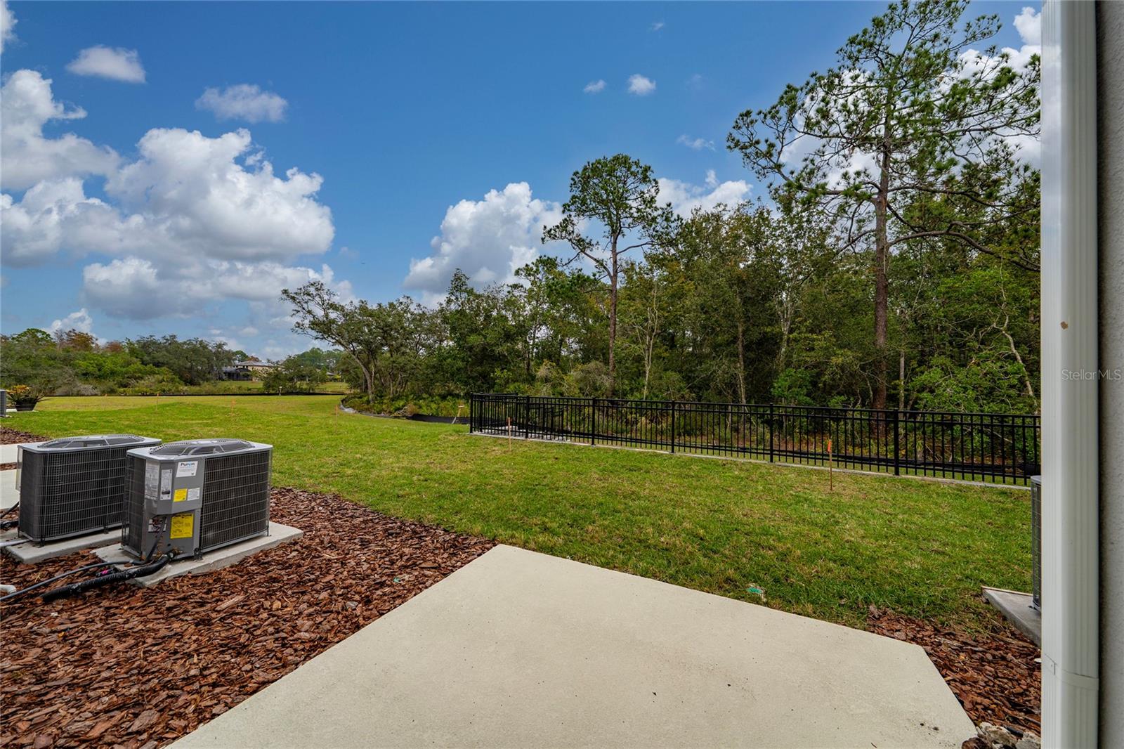 Image 28 of 29 For 2810 Raindrop Run Street