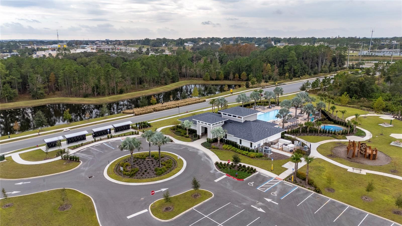 Image 4 of 29 For 2810 Raindrop Run Street